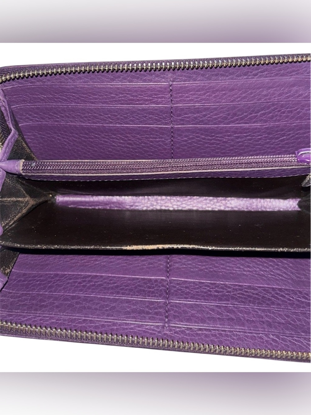 Gucci Purple Embossed Leather Zip Wallet - Picture 9 of 9